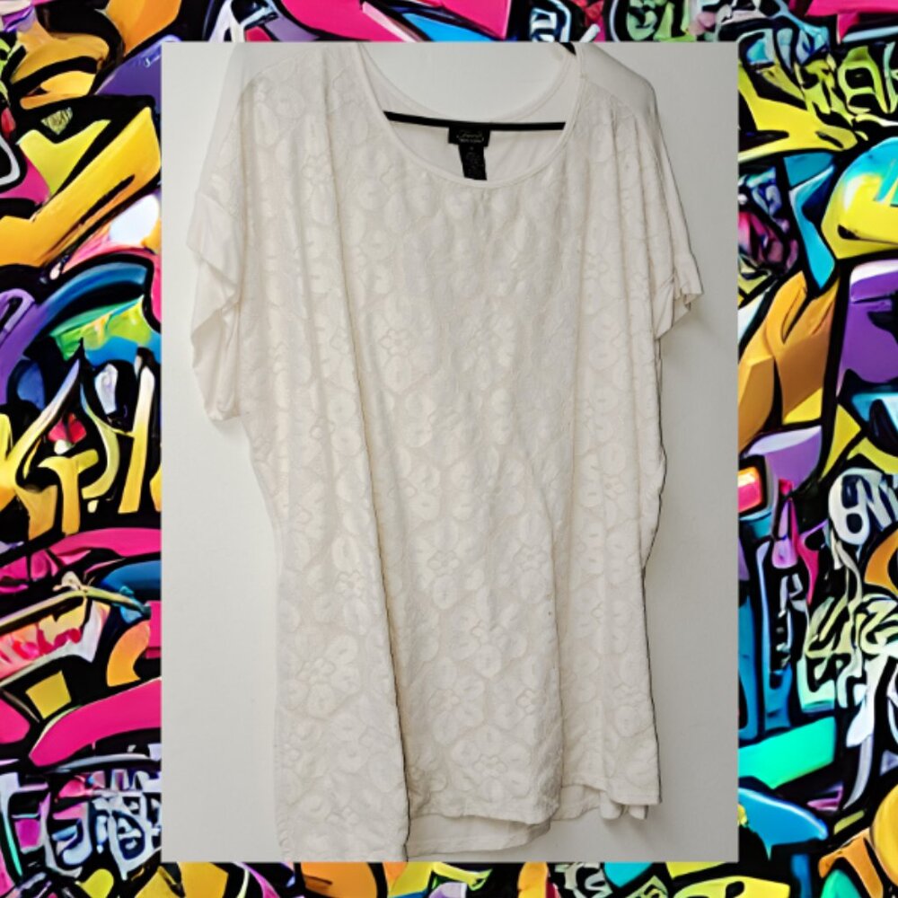 Women's Creme Blouse in 1X